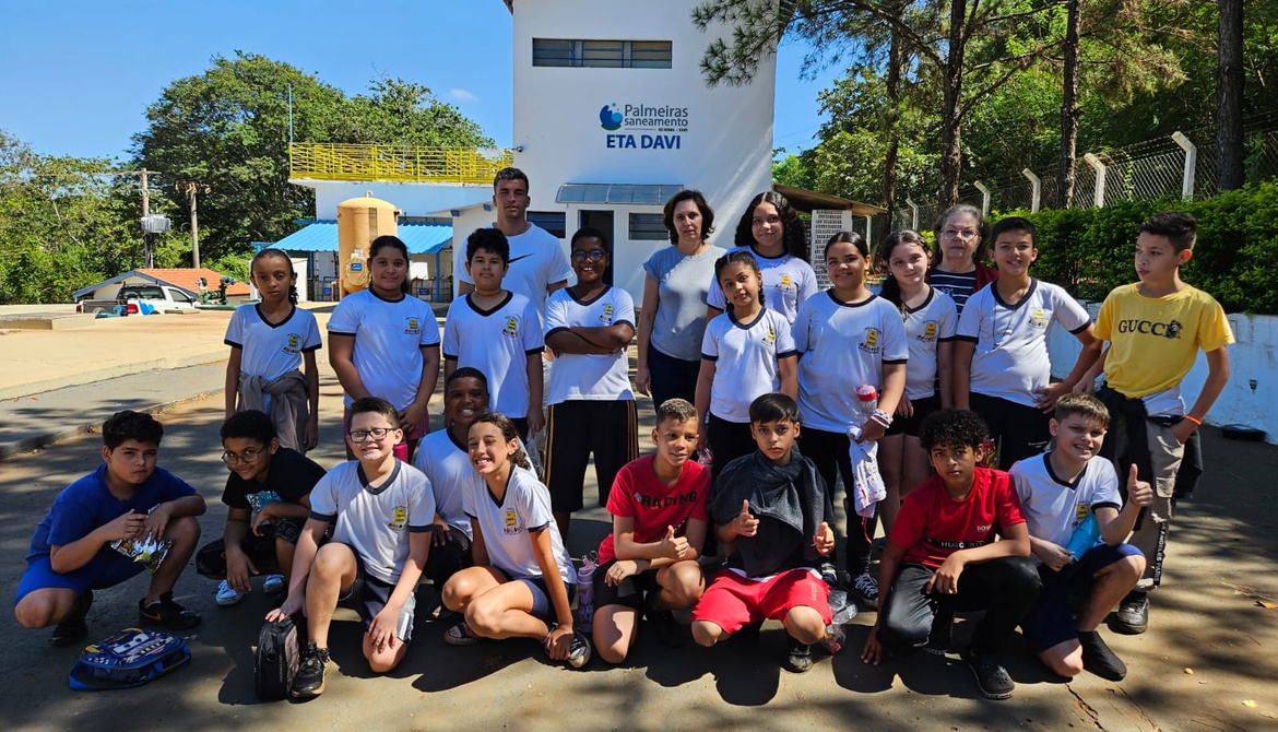 ALUNOS MERGULHAM NO UNIVERSO DO SANEAMENTO COM O PROGRAMA "HERDEIROS DO FUTURO"