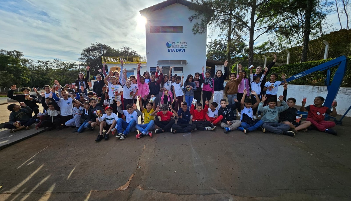 EDUCAÇÃO AMBIENTAL EM AÇÃO: ESCOLA MARIA APARECIDA UNGARETTI ENCERRA CICLO DE VISITAS DO MÊS DE MAIO À PALMEIRAS SANEAMENTO