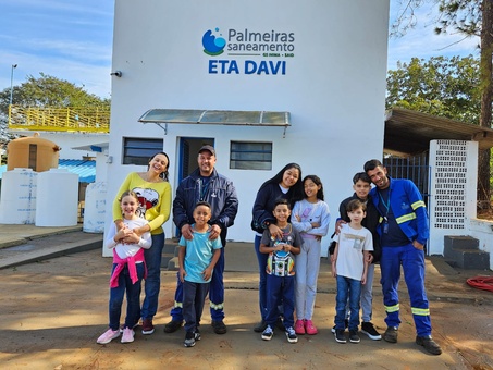 PEQUENOS VISITANTES, GRANDES LIÇÕES: FILHOS DE COLABORADORES VIVEM MANHÃ SUSTENTÁVEL NA PALMEIRAS SANEAMENTO